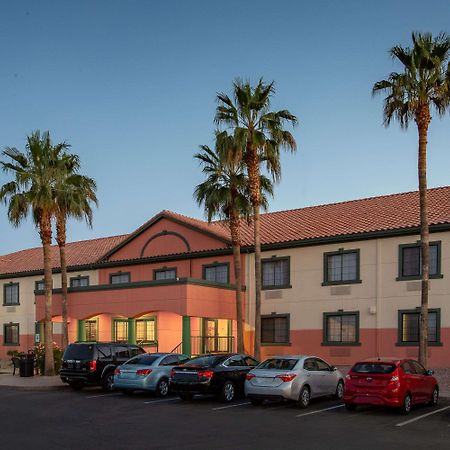 Baymont By Wyndham Phoenix I-10 Near 51St Ave Kültér fotó